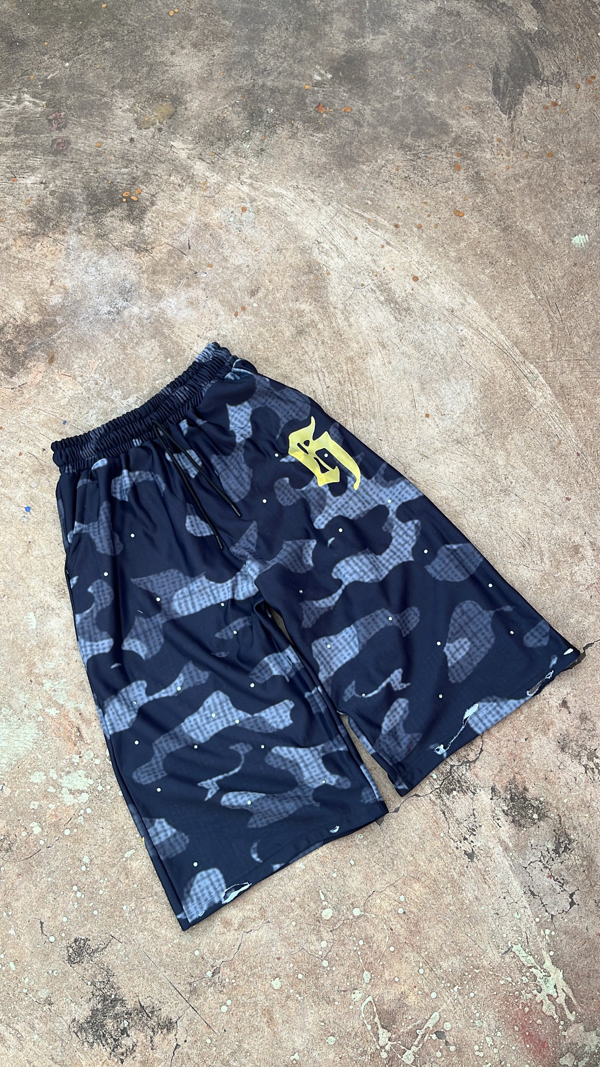 “Black Camo"Short